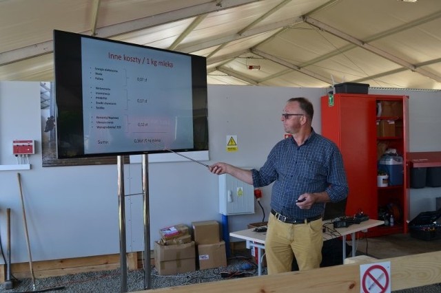 AGRO-TECH Minikowo 2016. Drugi dzień targówArend Hendriks, właściciel zrobotyzowanej obory w Bramce (koło Bukowca) dzielił się w Minikowie swoimi doświadczeniami