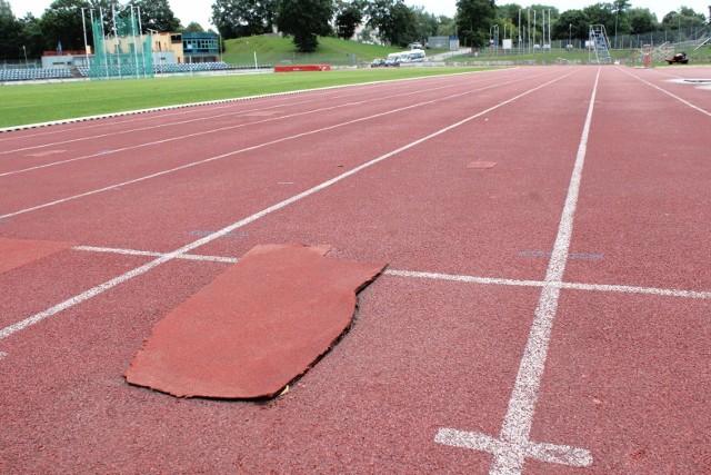 PZLA odebrał stadionowi atest i nie można na nim organizować żadnych zawodów. Powód: zły stan techniczny