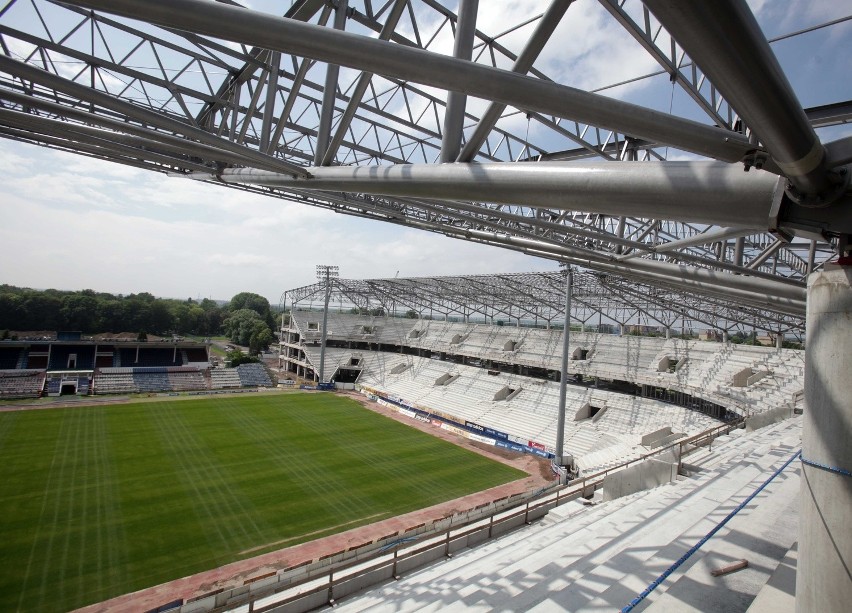 Stadion Górnika Zabrze: Praca na budowie wre! [ZDJĘCIA i WIDEO]