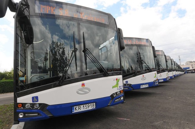Firma Solaris przed Światowymi Dniami Młodzieży dostarczyła do Krakowa 60 ekologicznych autobusów