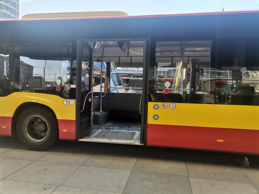 Wykolejenie tramwaju i zderzenie z autobusem MPK we...