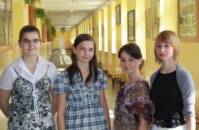 Na zdjęciu od lewej: Daria Serafin, Sylwia Łeptuch, Sylwia Sudol i Ewelina Kodera.