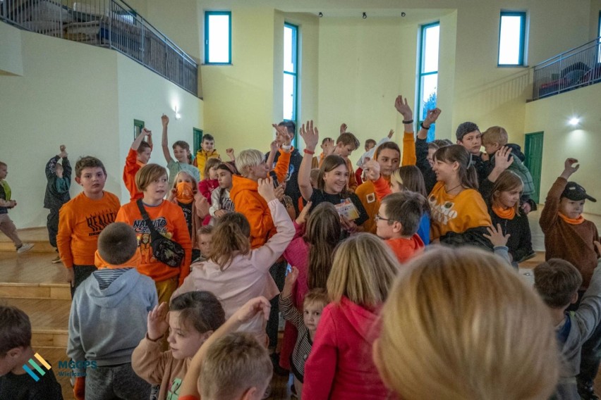 Wielickie zabawy podczas kampanii Pomarańczowa Wstążka