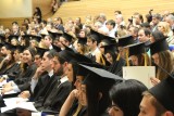 Ile zarabiają absolwenci krakowskich uczelni tuż po studiach? Nowa analiza Programu Kariera Polskiej Rady Biznesu