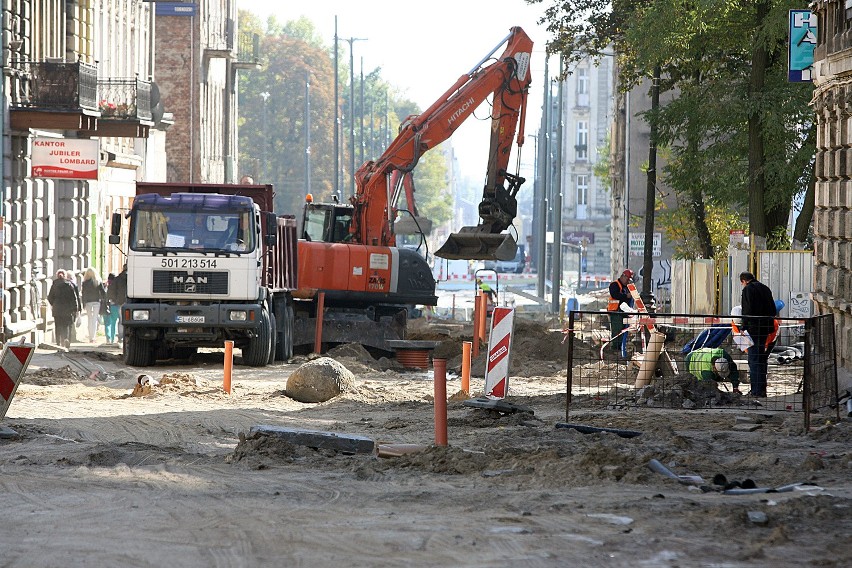 Remont ulicy Kilińskiego w Łodzi potrwa dłużej. Czy drugi termin będzie dotrzymany? [ZDJĘCIA]