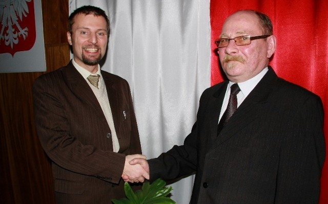 Powiatem znowu rządzą Remigiusz Lorenz (z lewej) i Grzegorz Gabryelski.