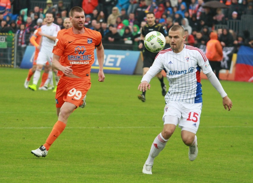 Górnik Zabrze spadł do 1. ligi po remisie 1:1 z Termalicą w...