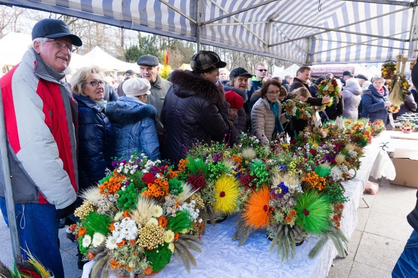 Jarmark Kaziukowy przyciągnął tłumy (zdjęcia)