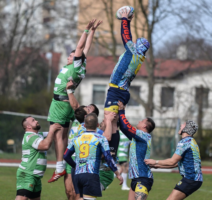 Lechia rozbiła w derbach Ogniwo [ZDJĘCIA]