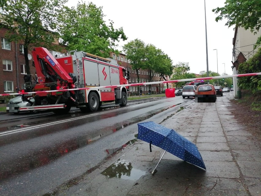 Nie żyje starsza kobieta. Zamknięta droga, utrudnienia w...