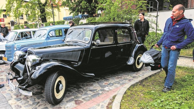 Klasyczny Koszalin prezentował auta podczas Nocy Muzeów.