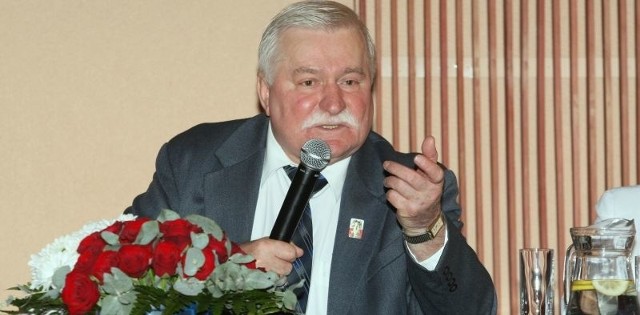 Lech Wałęsa na konferencji w Kielcach