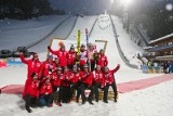 Skoki narciarskie Planica 2019. Horngachera żegnamy z uśmiechem i zwycięstwem w konkursie drużynowym. W nagrodę burgery od Amerykanów