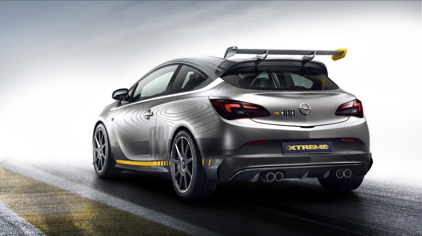 Opel Astra OPC Extreme
Fot: Opel