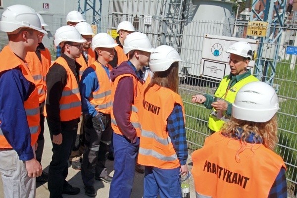 Uczniowie technikum energetycznego we wrocławskiej elektrociepłowni