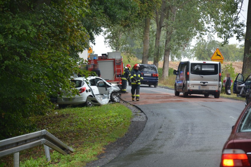 Jedna osoba trafiła do szpitala po zderzeniu dwóch...