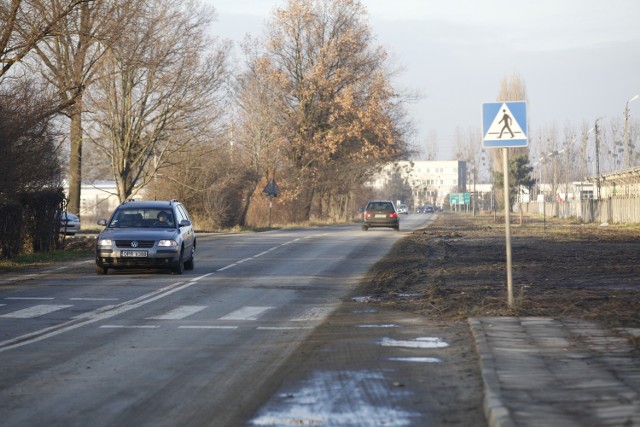 Dzięki Polarisowi przebudowana zostanie ulica w OpoluPieniędzy nie starczyło na całość ulicy Wspólnej, ale i tak kierowcy będą zadowoleni, bo gdyby nie Amerykanie, to na inwestycję w tej części miasta czekaliby bardzo długo.