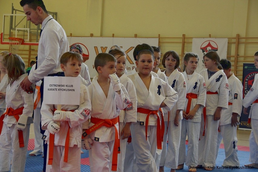 Ostrowski Klub Karate Kyokushinkai. 16 medali w dwóch...