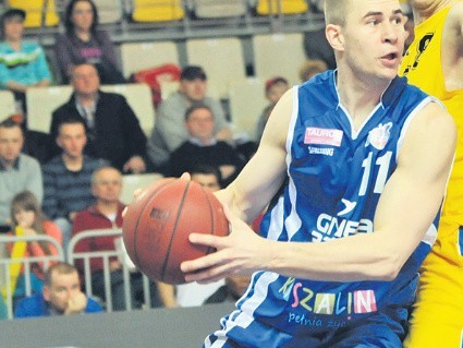 Bartłomiej Wołoszyn zdobył w ostatnim meczu ze Startrem Gdynia 14 punktów dla AZS Koszalin.