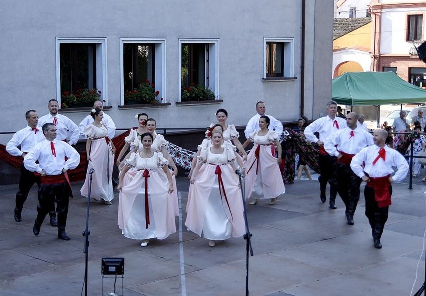 Miechów. To był świetny polsko-włoski pokaz folkloru