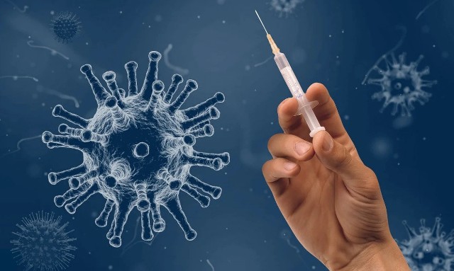 Naukowcy PAN tłumaczą, że COVID-19 to jedna z najlepiej poznanych chorób zakaźnych w historii, a szczepionka przeciw tej chorobie jest najlepiej zbadaną szczepionką w historii szczepień