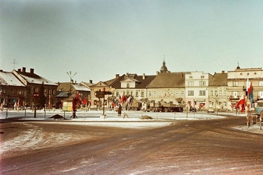 Był okres latach powojennych, gdy oficjalnie Rynek był...