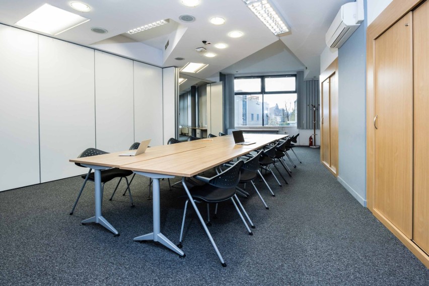 Silver Office: wyjątkowa przestrzeń do prowadzenia firmy 