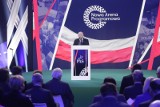 Konwencja PiS. Jarosław Kaczyński zapowiedział 500 plus od pierwszego dziecka, "trzynastki dla emerytów" i brak PIT-u dla młodych