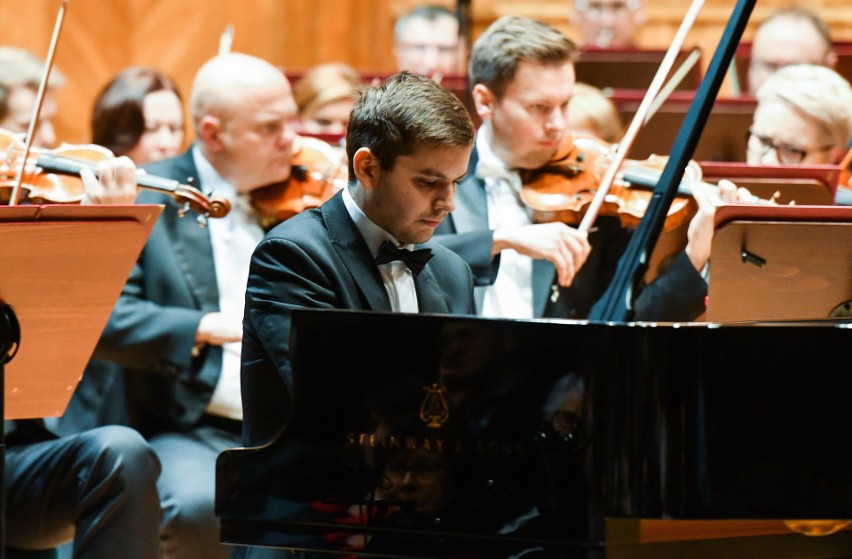 Kamil Pacholec, student bydgoskiej Akademii Muzycznej,...