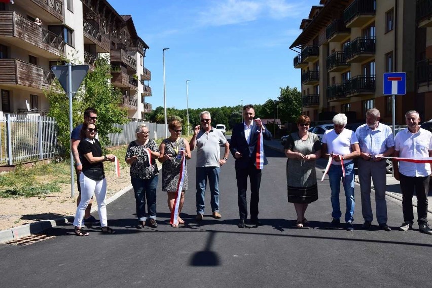 Nowo przebudowane ulice przekazane mieszkańcom. Dorzucili...