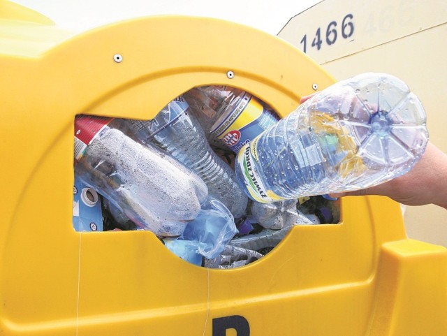 W 2014 roku szczecinianie "wyprodukowali" ponad 100 tysięcy ton śmieci, o 4000 ton mniej niż rok wcześniej. Posegregowali 16,5 tys. ton odpadów. To aż o 70 procent więcej niż w 2013 roku