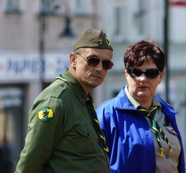 Teraz szefuje Danuta Słoma. Obok  na zdjęciu były komendant, jej mąż Jarosław.