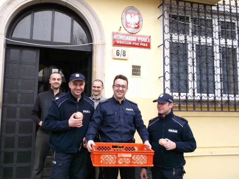 Policjanci byli bardzo zadowoleni z wygranej w naszym...