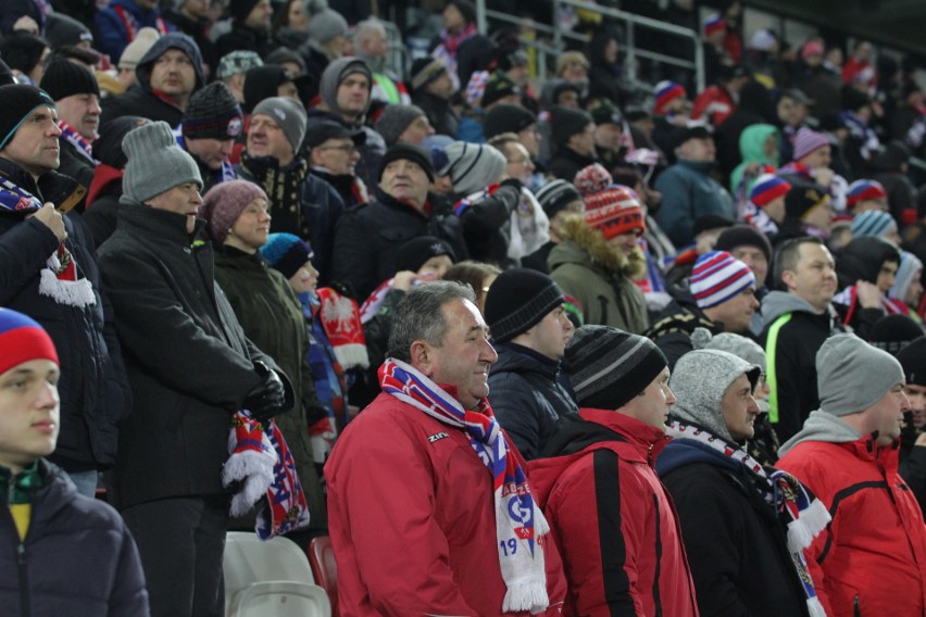 Górnik Zabrze - Wisła Kraków: mimo zimna, na trybunach był...