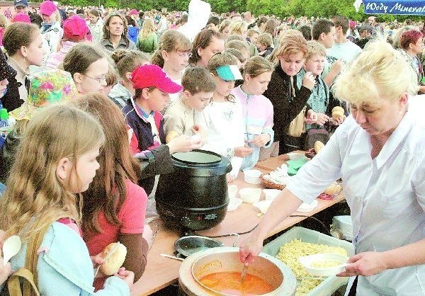 Już wczoraj młodzi bydgoszczanie bawili  się na imprezie z okazji Dnia Dziecka na  polanie Różopole w Myślęcinku