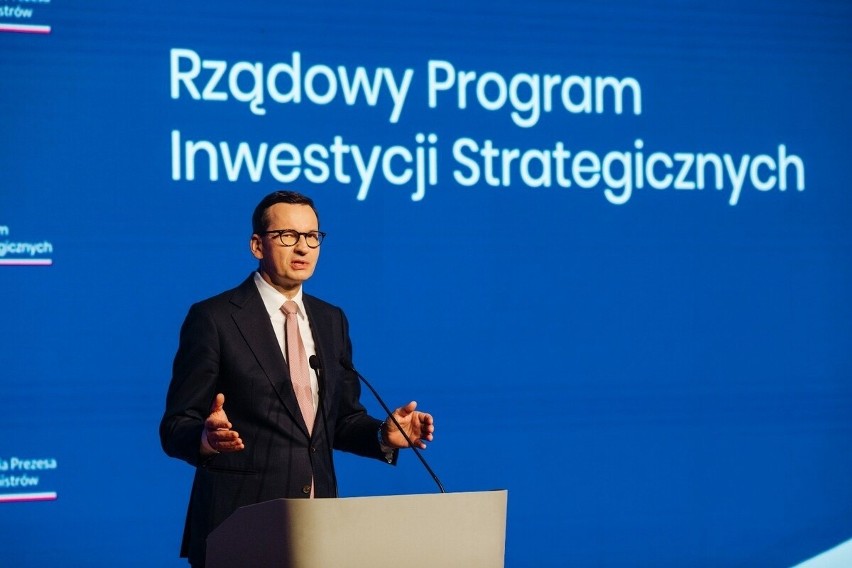 Premier Mateusz Morawiecki podczas konferencji dot. nowego...