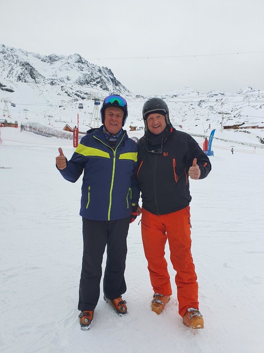 Znane osoby z Kielc w największym kurorcie narciarskim świata - Val Thorens. Są sportowcy, lekarze, prawnicy i politycy [DUŻO ZDJĘĆ]