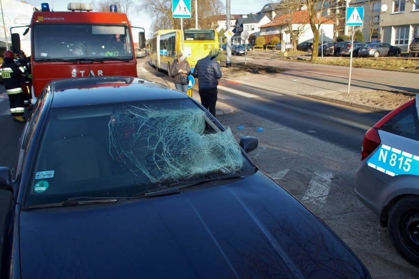 We wtorek o godz. 11., kierujący osobową skodą potrącił...