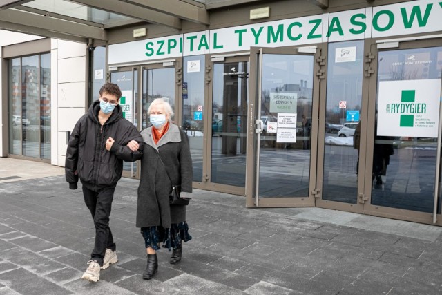 W poniedziałek o 8 rano zaczęły się szczepienia populacyjne m.in. w szpitalu tymczasowym w Hali EXPO przy ul. Galicyjskiej.