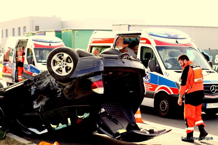 Kierowca toyoty - jak wstępnie ustalili policjanci - wymusił...