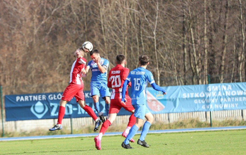 Hummel 4. liga. Star rozbił Nidę, Nowiny lepsze od Wiernej, Pogoń znowu zawiodła, Bartosz Sot zadał cios Moravii [ZDJĘCIA]