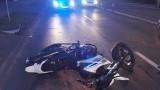 Ostrołęka. Wypadek na ulicy 11 Listopada, 26.05.2020. Zderzenie motocyklisty z autem. Zobaczcie zdjęcia