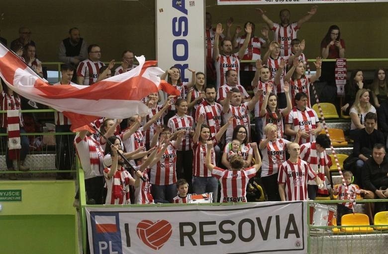 Asseco Resovia przegrywa w Radomiu z Cerrad Carnymi 0:3. Słaby mecz naszej drużyny. Dobra gra i zasłużona radość gospodarzy