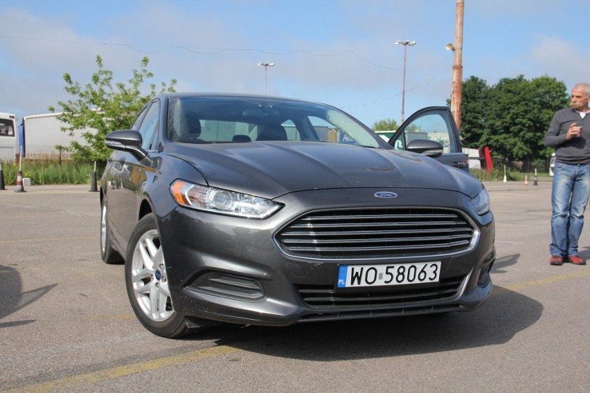 Ford Mondeo, 2015 r., 2,5, ABS, centralny zamek, elektryczne...