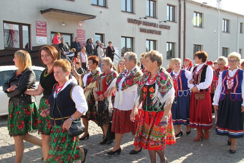 Jarmark w Daleszycach z paradą, koncertami i smakołykami 