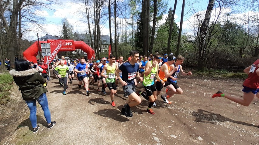 W biegu głównym Goniacki w Bielsku-Białej na 12 km...