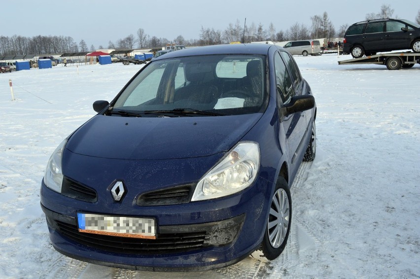 Renault clio z 2009 roku, benzyna, silniki1.2, klimatyzacją,...