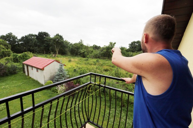 Niedawno strzały były słyszane w dzień, ten ktoś jest wyjątkowo bezczelny - mówi pan Tomasz ze Skolwina