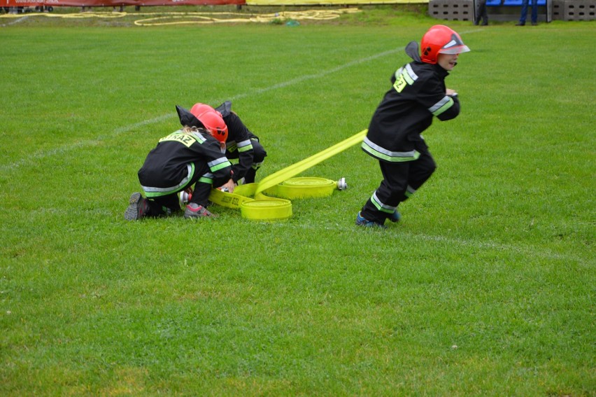 W Lipnicy odbyły się gminne zawody sportowo-pożarnicze...