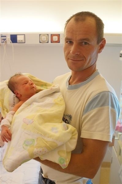 Adrian, syn Justyny i Zbigniewa Kuligowskich z Przasnysza, urodził się 31 sierpnia o godz. 20.50. Ważył 3160 g, mierzył 54 cm. To pierwsze dziecko państwa Kuligowskich.